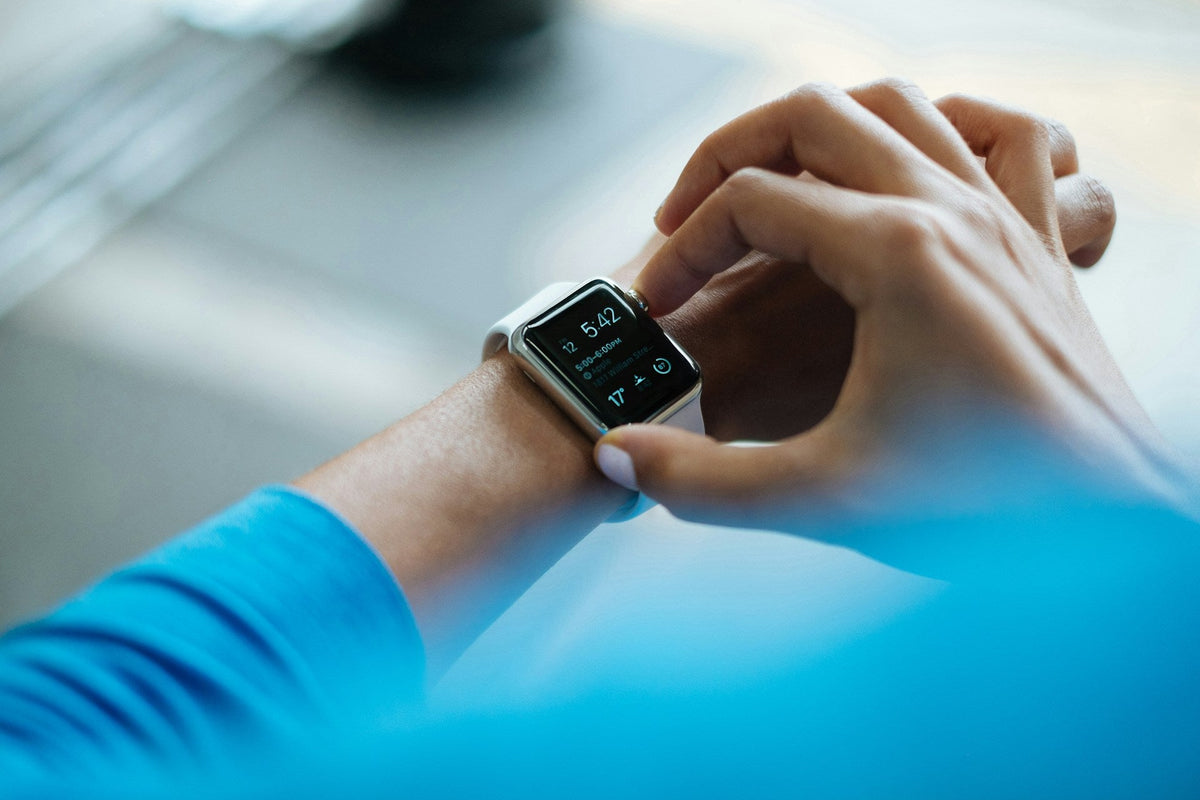 Smart Watches & Wearables