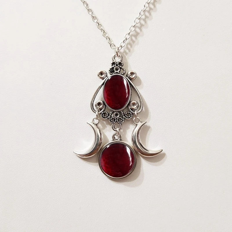 Women Fashion Zinc Alloy Triple Moon Pendant Necklace Jewelry