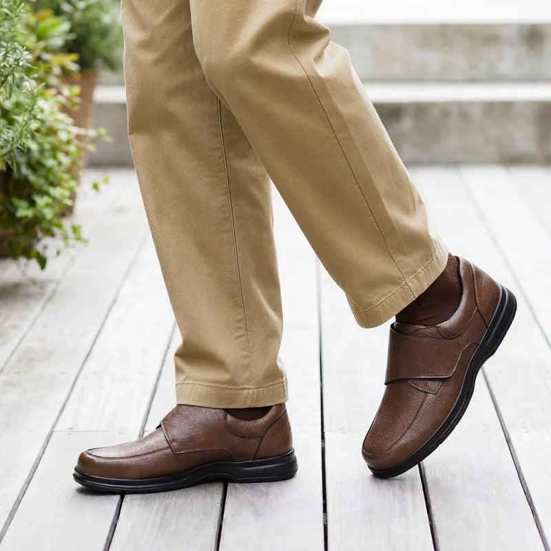 Fitville Men's Wide Toe Box Leather Oxford Walking Shoes